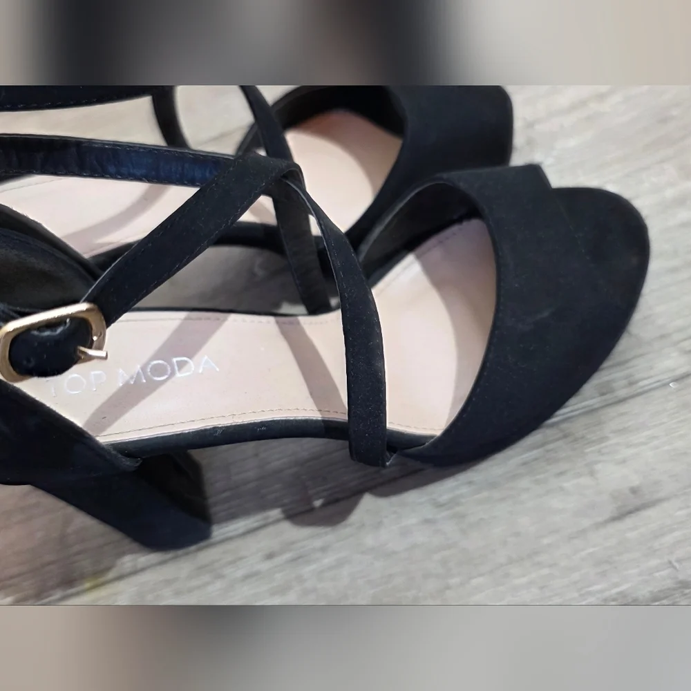 TOP Moda Black Strappy Open-Toe Heels